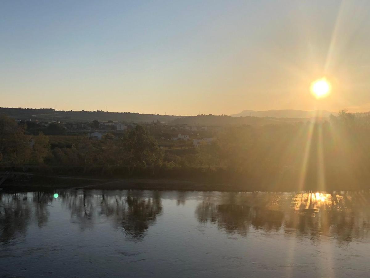River Ebro Apartments モーラ・デブレ エクステリア 写真