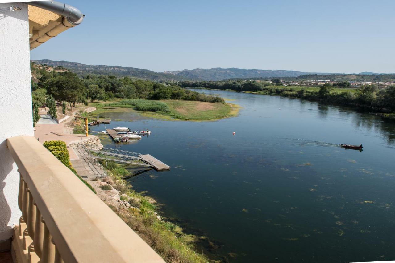 River Ebro Apartments モーラ・デブレ エクステリア 写真