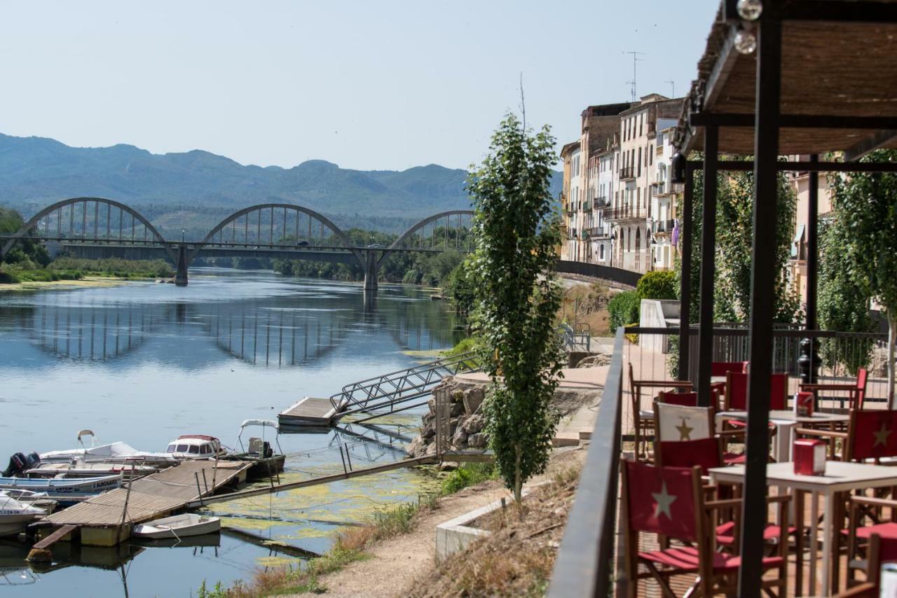 River Ebro Apartments モーラ・デブレ エクステリア 写真